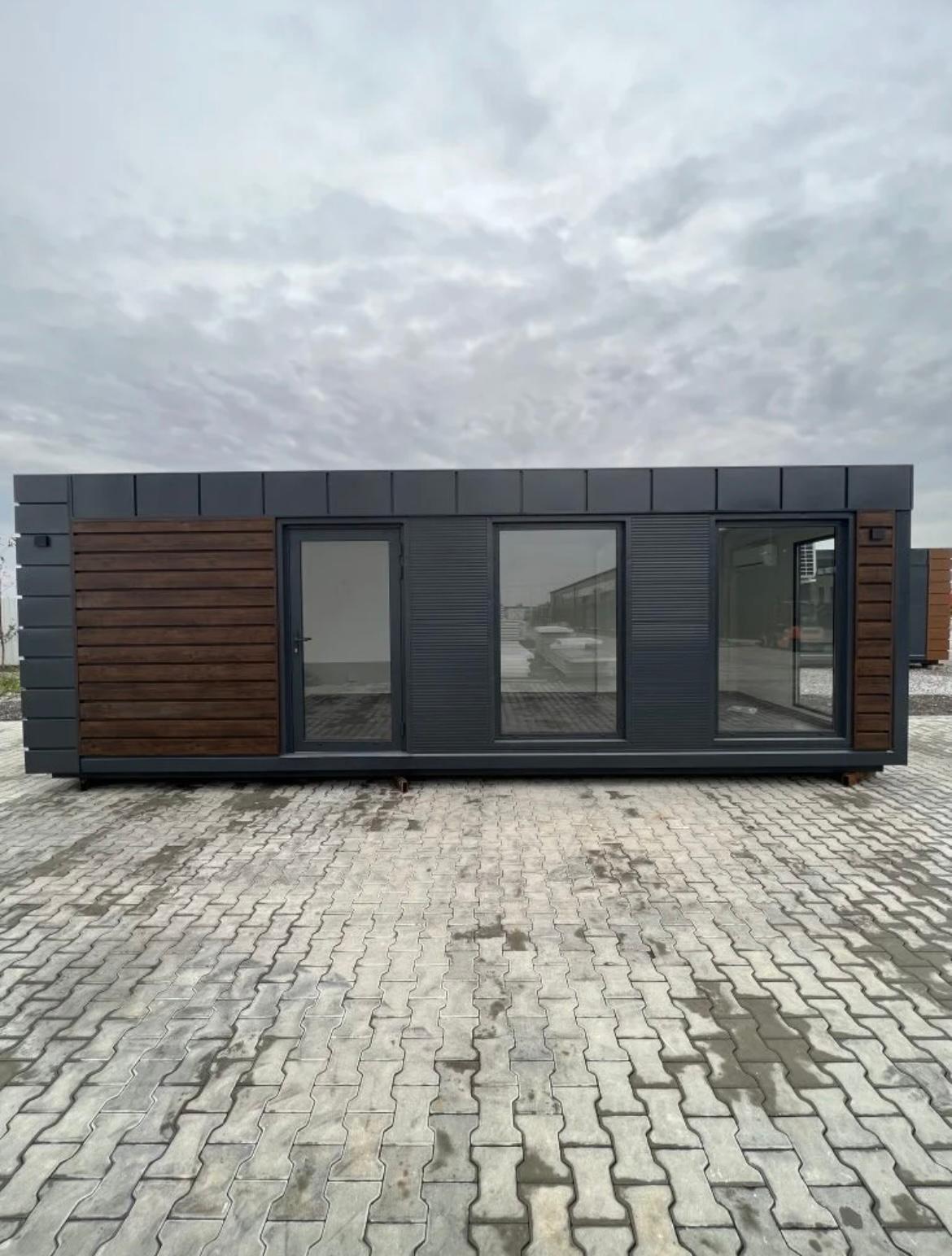 CONTENEDOR DE OFICINA 8,0 M X 3,0 M